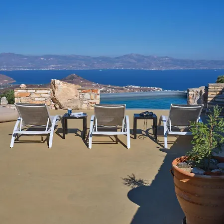 Stella, Lefkes Paros *