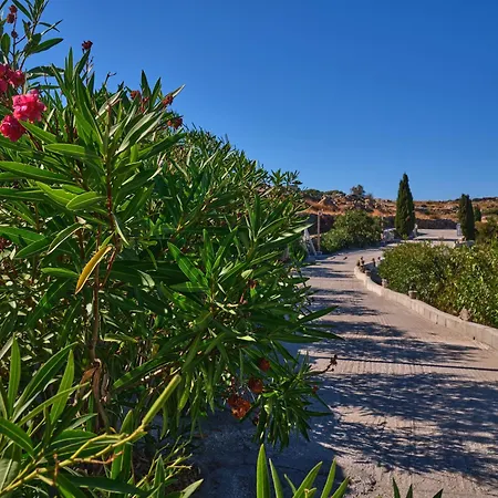 Stella, Lefkes Paros Villa