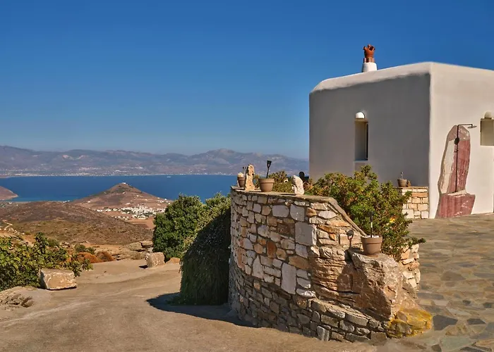 Stella, Lefkes Paros Villa