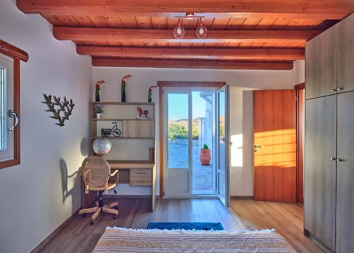 Stella, Lefkes Paros 雷夫克斯